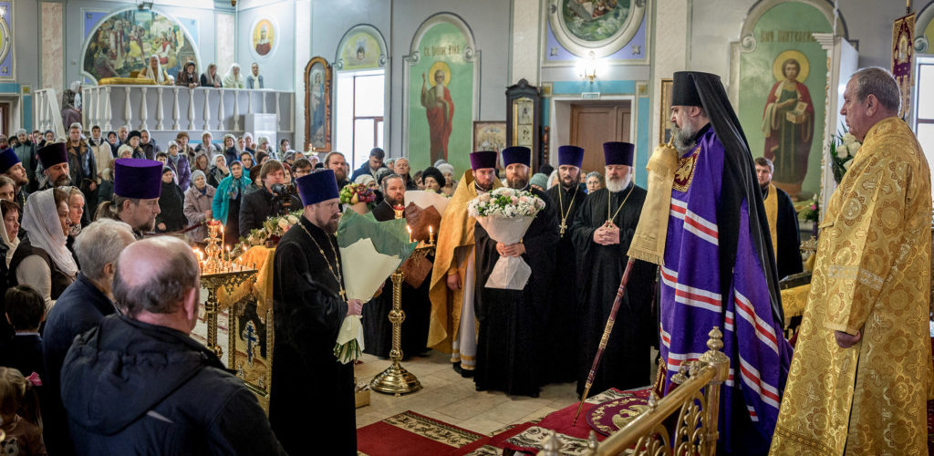Епископ Ейский и Тимашевский Герман возглавил престольные торжества в кафедральном соборе епархии